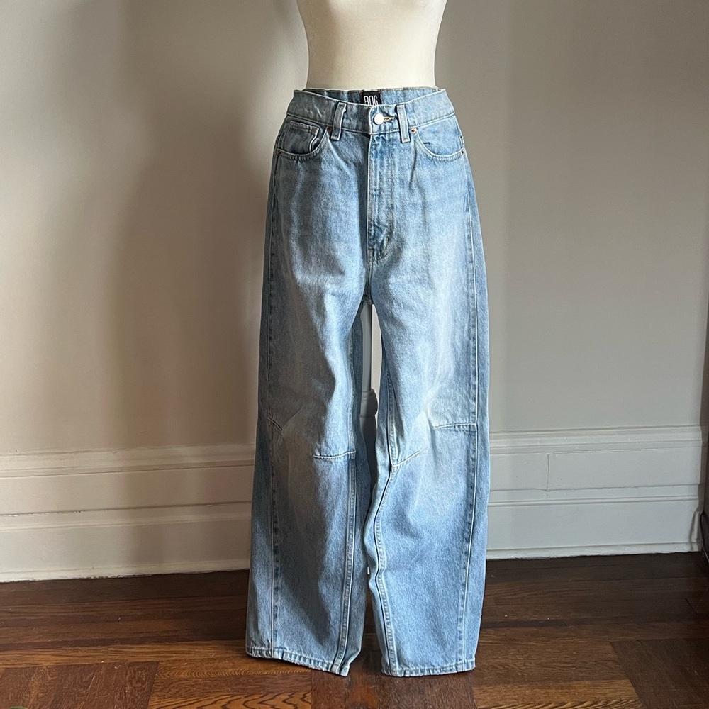 Urban Outfitters BDG hi-rise extreme baggy rigid denim jeans.  Size 26.